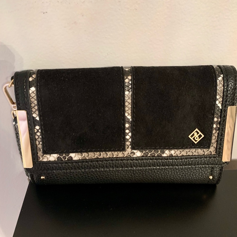 Clutch Wallet with detachable Wrist Strap - NWT